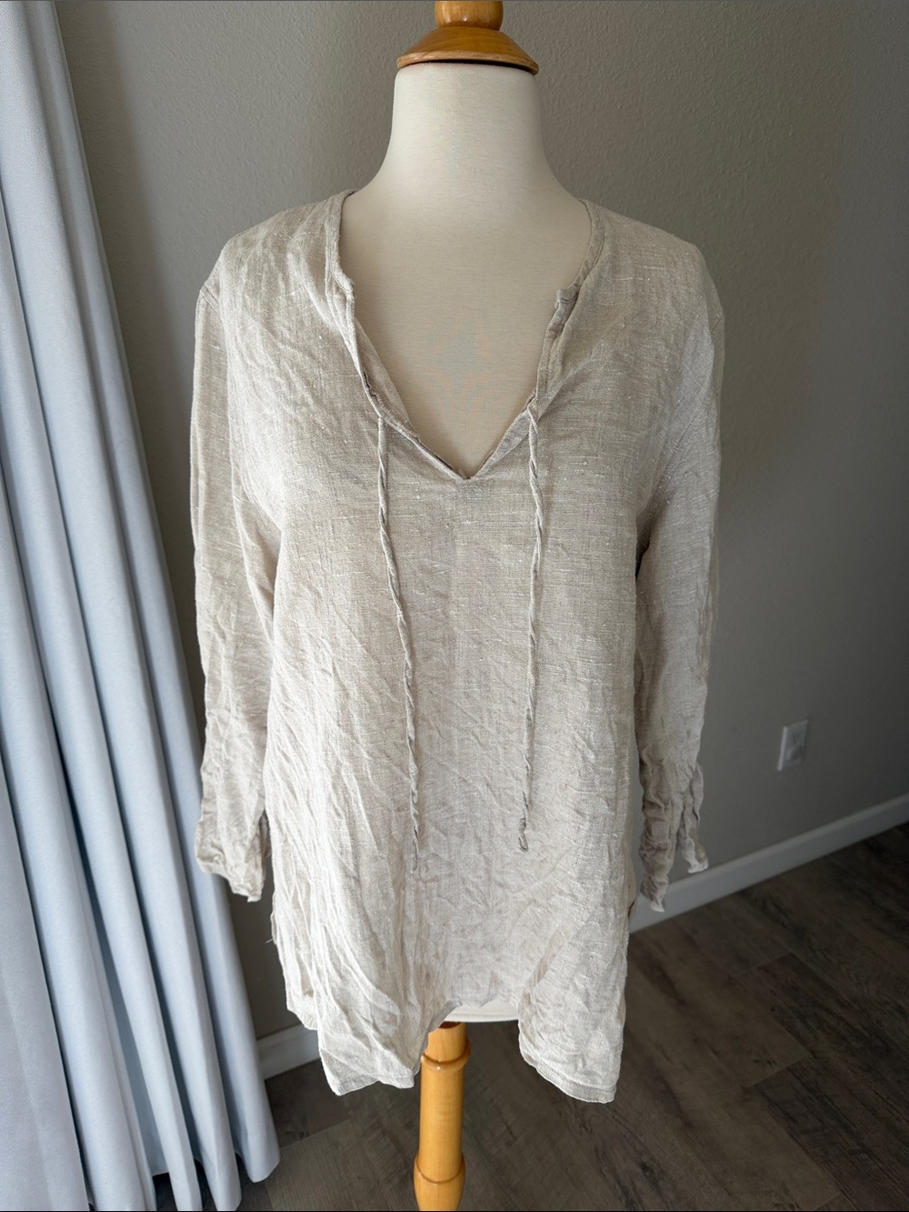 100% Linen Long Sleeve Top